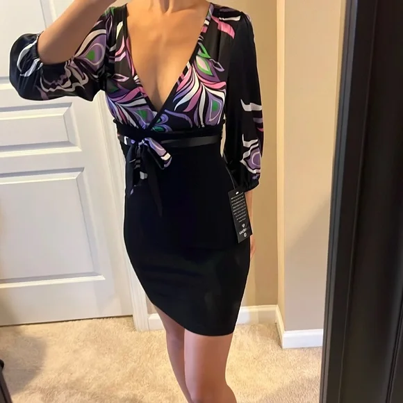 bebe purple and black dress NWT Bebe purple black belt deep v neck twoo tone open back sexy top dress XS 0 2